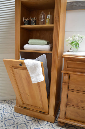 Arvid - Country house linen cupboard in Wilhelminian style