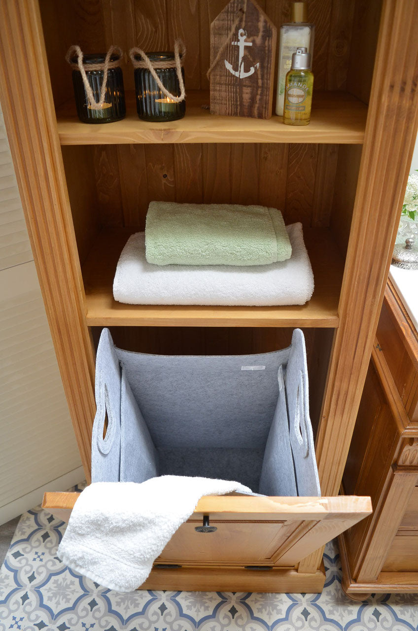 Arvid - Country house linen cupboard in Wilhelminian style