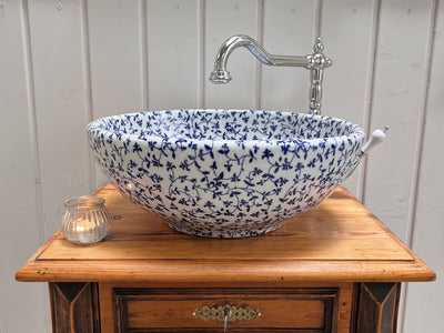 Photo of washbasin