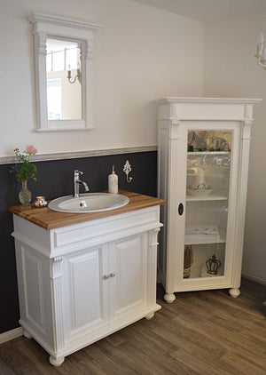 Faro - Elegant, white bathroom cabinet in country house style