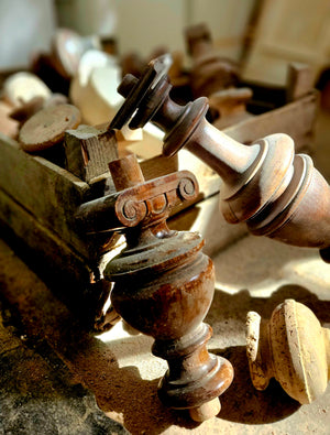 Wish fulfillment - Professional design of antique chests of drawers